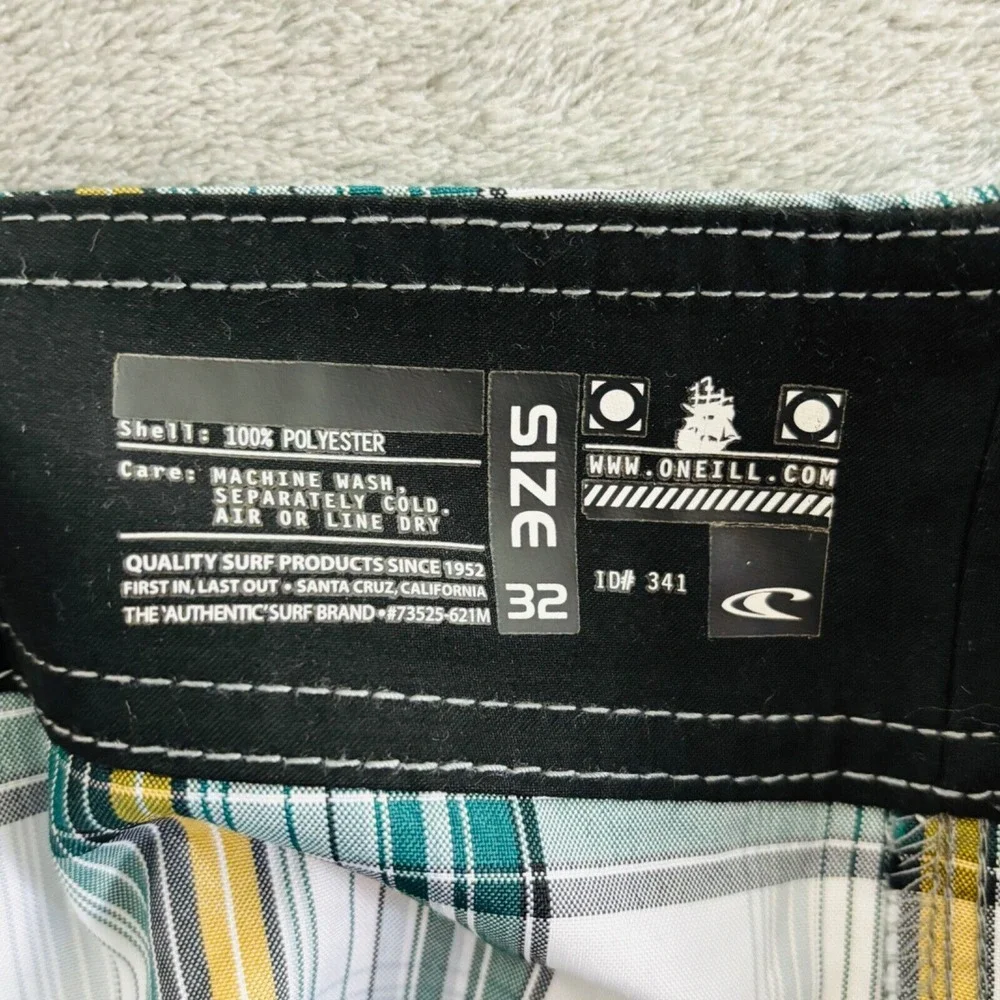O'Neill Plaid Cargo Board Shorts Mens 32 Green‎ White Yellow Unlined Drawstring